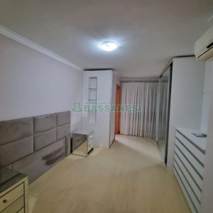 Apartamento com 108m², 3 dormitórios, 2 vagas, no bairro São Pelegrino em Caxias do Sul para Comprar