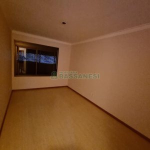 Apartamento com 108m², 3 dormitórios, 2 vagas, no bairro São Pelegrino em Caxias do Sul para Comprar