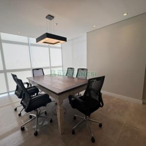 Sala com 101m², 2 vagas, no bairro Centro em Caxias do Sul para Alugar