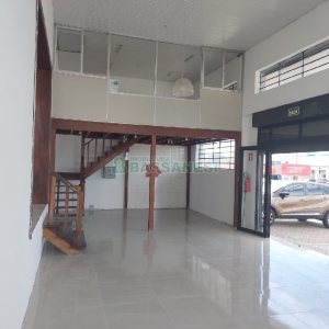 Loja com 280m², no bairro Sagrada Família em Caxias do Sul para Alugar