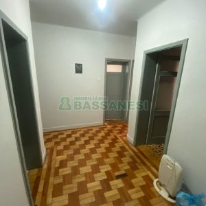 Apartamento com 102m², 3 dormitórios, no bairro Centro em Caxias do Sul para Comprar