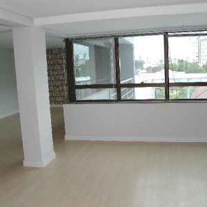 Sala com 48m², 1 vaga, no bairro São Pelegrino em Caxias do Sul para Comprar