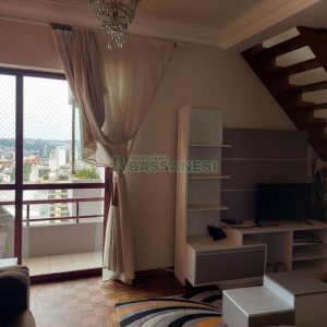 Apto Mobiliado com 114m², 2 dormitórios, 2 vagas, no bairro Centro em Caxias do Sul para Comprar