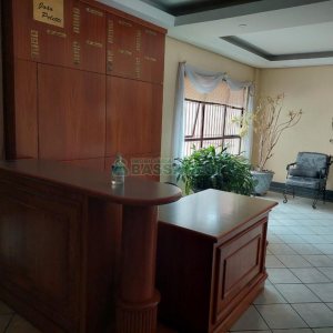 Apto Mobiliado com 114m², 2 dormitórios, 2 vagas, no bairro Centro em Caxias do Sul para Comprar