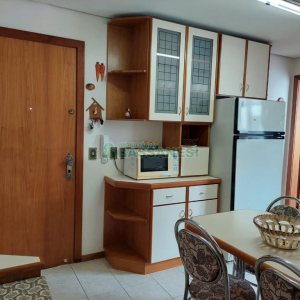 Apto Mobiliado com 114m², 2 dormitórios, 2 vagas, no bairro Centro em Caxias do Sul para Comprar