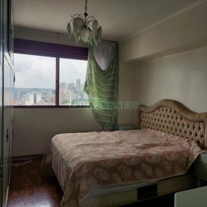 Apto Mobiliado com 114m², 2 dormitórios, 2 vagas, no bairro Centro em Caxias do Sul para Comprar