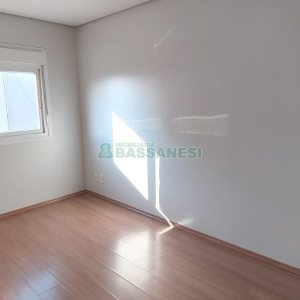 Apartamento com 73m², 2 dormitórios, 1 vaga, no bairro Exposição em Caxias do Sul para Alugar