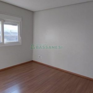 Apartamento com 73m², 2 dormitórios, 1 vaga, no bairro Exposição em Caxias do Sul para Alugar