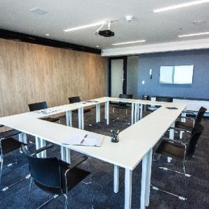 Sala com 62m², 1 vaga, no bairro Exposição em Caxias do Sul para Alugar ou Comprar