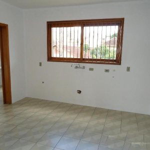Apartamento com 115m², 3 dormitórios, 1 vaga, no bairro Pio X em Caxias do Sul para Comprar