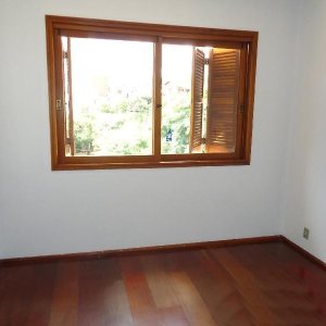 Apartamento com 115m², 3 dormitórios, 1 vaga, no bairro Pio X em Caxias do Sul para Comprar