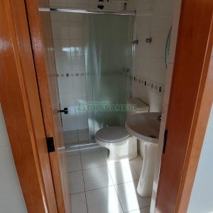 Apartamento com 266m², 3 dormitórios, 2 vagas, no bairro São Pelegrino em Caxias do Sul para Alugar