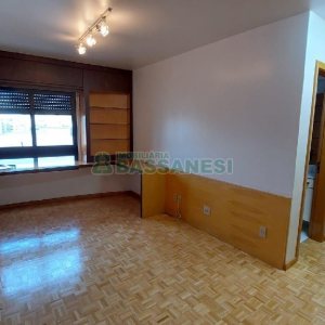 Apartamento com 266m², 3 dormitórios, 2 vagas, no bairro São Pelegrino em Caxias do Sul para Alugar