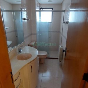 Apartamento com 266m², 3 dormitórios, 2 vagas, no bairro São Pelegrino em Caxias do Sul para Alugar