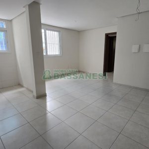 Apartamento com 48m², 1 dormitório, 1 vaga, no bairro São Pelegrino em Caxias do Sul para Comprar