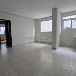 Apartamento com 59m², 2 dormitórios, 1 vaga, no bairro São Pelegrino em Caxias do Sul para Comprar