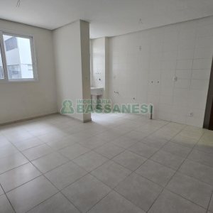 Apartamento com 59m², 2 dormitórios, 1 vaga, no bairro São Pelegrino em Caxias do Sul para Comprar