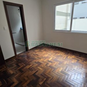 Apartamento com 44m², 1 dormitório, 1 vaga, no bairro São Pelegrino em Caxias do Sul para Comprar
