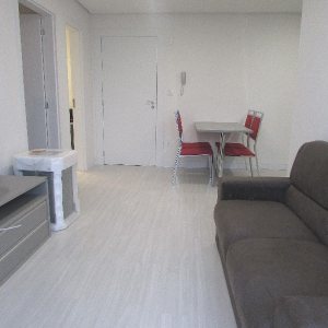 Apto Mobiliado com 40m², 1 dormitório, 1 vaga, no bairro Lourdes em Caxias do Sul para Alugar