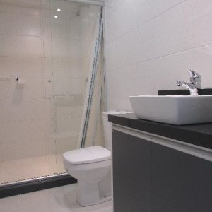 Apto Mobiliado com 40m², 1 dormitório, 1 vaga, no bairro Lourdes em Caxias do Sul para Alugar