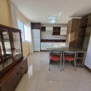 Apto Mobiliado com 162m², 3 dormitórios, 2 vagas, no bairro Cinqüentenário em Caxias do Sul para Alugar