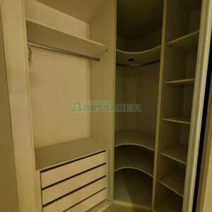 Apto Mobiliado com 162m², 3 dormitórios, 2 vagas, no bairro Cinqüentenário em Caxias do Sul para Alugar