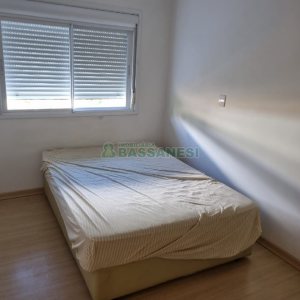 Apartamento com 68m², 2 dormitórios, 1 vaga, no bairro Charqueadas em Caxias do Sul para Comprar