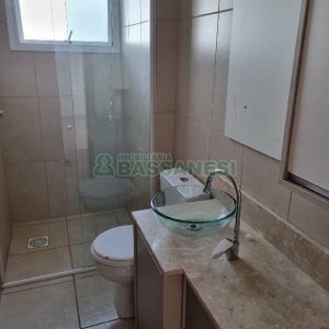 Apartamento com 68m², 2 dormitórios, 1 vaga, no bairro Charqueadas em Caxias do Sul para Comprar