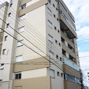 Apartamento com 68m², 2 dormitórios, 1 vaga, no bairro Charqueadas em Caxias do Sul para Comprar