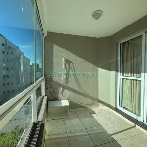 Apartamento com 86m², 2 dormitórios, 1 vaga, no bairro Santa Catarina em Caxias do Sul para Alugar