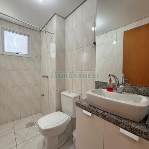 Apartamento com 86m², 2 dormitórios, 1 vaga, no bairro Santa Catarina em Caxias do Sul para Alugar