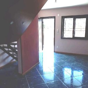 Sobrado com 86m², 3 dormitórios, 1 vaga, no bairro Cidade Nova em Caxias do Sul para Comprar