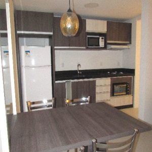 Apto Mobiliado com 50m², 1 dormitório, 1 vaga, no bairro Lourdes em Caxias do Sul para Alugar