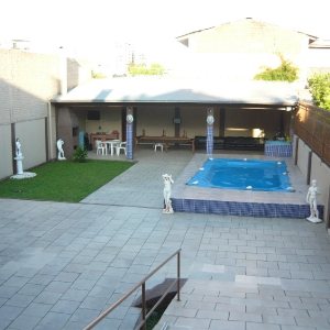 Casa com 599m², 4 dormitórios, 4 vagas, no bairro Santa Catarina em Caxias do Sul para Comprar