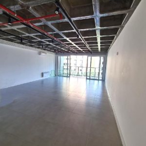 Sala com 62m², 1 vaga, no bairro Centro em Caxias do Sul para Alugar