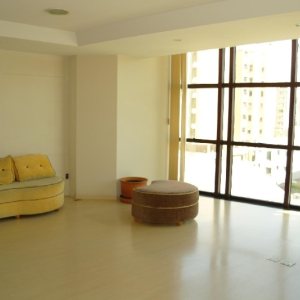 Sala com 200m², 2 vagas, no bairro São Pelegrino em Caxias do Sul para Alugar