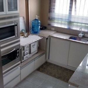 Casa com 350m², 4 dormitórios, 2 vagas, no bairro Desvio Rizzo em Caxias do Sul para Comprar