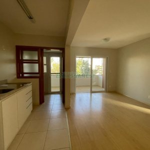Apartamento com 78m², 2 dormitórios, 1 vaga, no bairro Centro em Caxias do Sul para Comprar