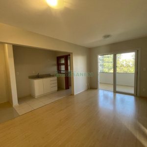 Apartamento com 78m², 2 dormitórios, 1 vaga, no bairro Centro em Caxias do Sul para Comprar