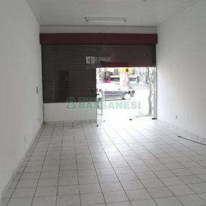 Loja com 60m², no bairro São Pelegrino em Caxias do Sul para Alugar