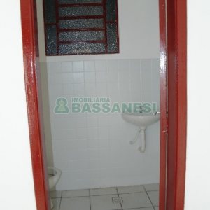 Loja com 60m², no bairro São Pelegrino em Caxias do Sul para Alugar
