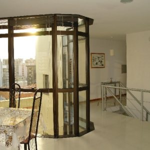 Apto Mobiliado com 102m², 2 dormitórios, 1 vaga, no bairro Centro em Caxias do Sul para Comprar