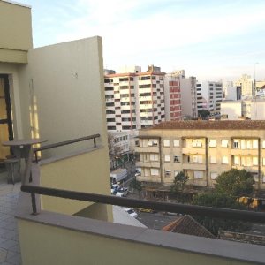 Apto Mobiliado com 102m², 2 dormitórios, 1 vaga, no bairro Centro em Caxias do Sul para Comprar
