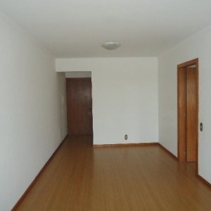 Apartamento com 90m², 2 dormitórios, 1 vaga, no bairro Madureira em Caxias do Sul para Comprar