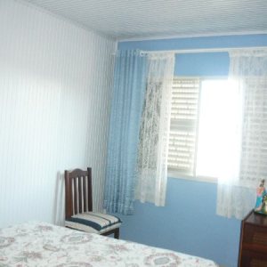 Casa com 234m², 3 dormitórios, 3 vagas, no bairro Serrano em Caxias do Sul para Comprar