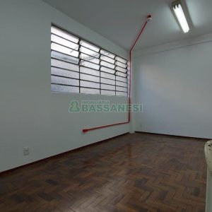 Loja com 40m², no bairro Centro em Caxias do Sul para Alugar