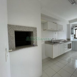 Apartamento com 60m², 2 dormitórios, 2 vagas, no bairro São Pelegrino em Caxias do Sul para Alugar