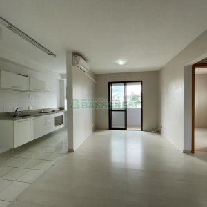 Apartamento com 60m², 2 dormitórios, 2 vagas, no bairro São Pelegrino em Caxias do Sul para Alugar