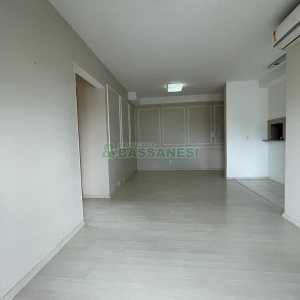 Apartamento com 60m², 2 dormitórios, 2 vagas, no bairro São Pelegrino em Caxias do Sul para Alugar