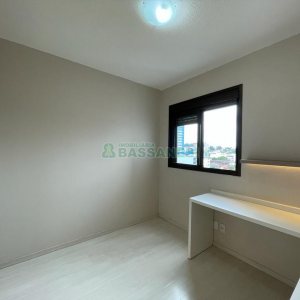 Apartamento com 60m², 2 dormitórios, 2 vagas, no bairro São Pelegrino em Caxias do Sul para Alugar